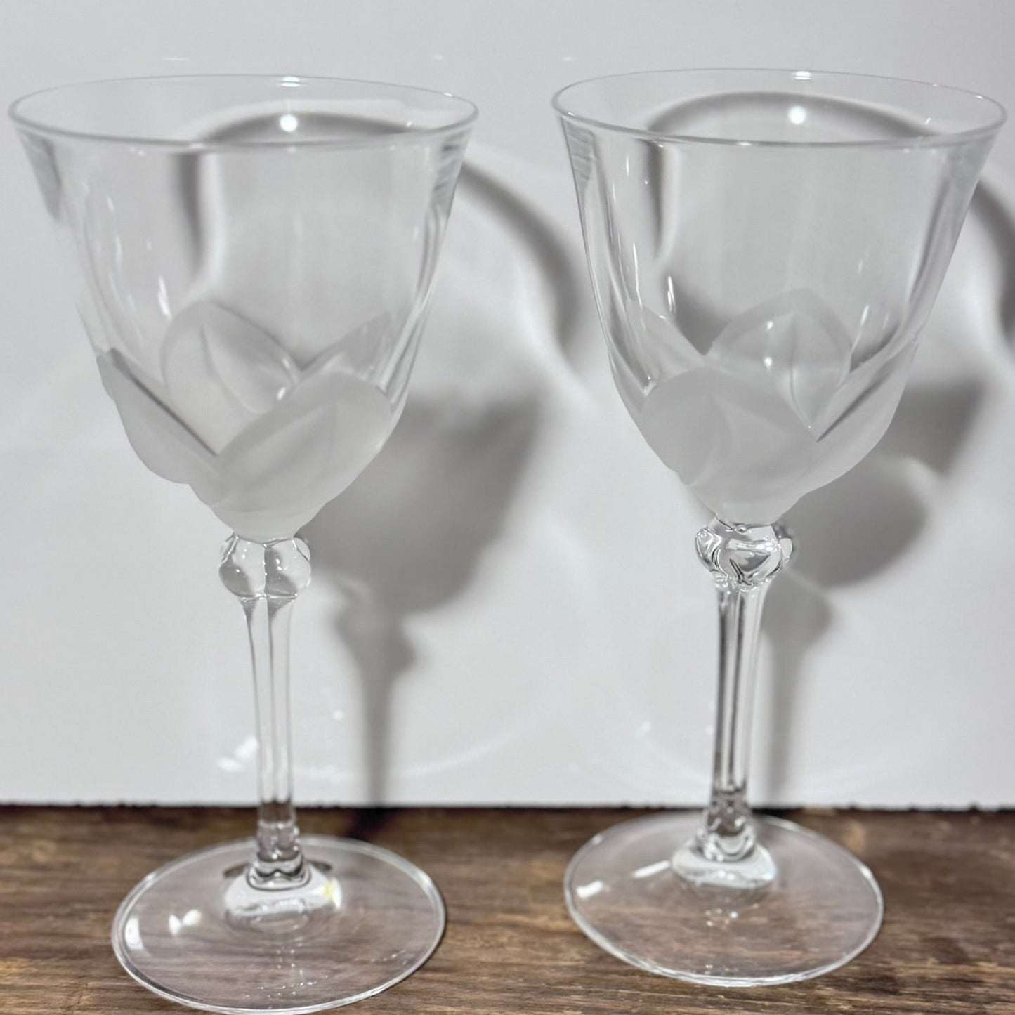 Durand Crystal Wine Glass