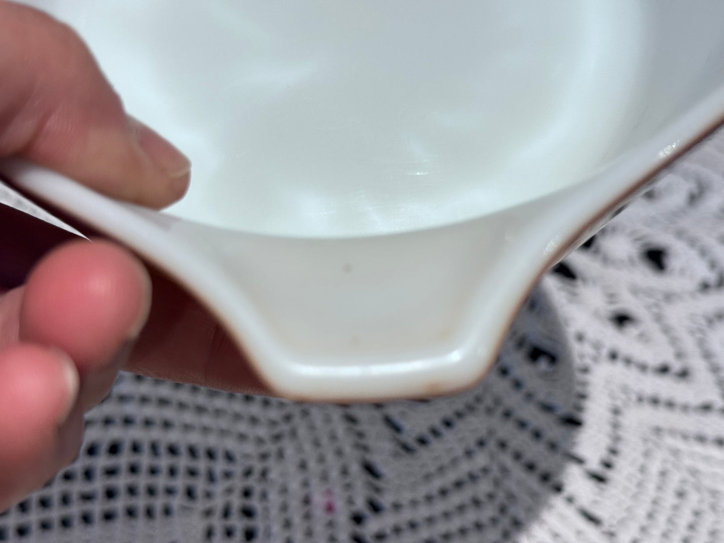 PYREX 'Old Orchard' 473 - 1 QT Casserole Dish