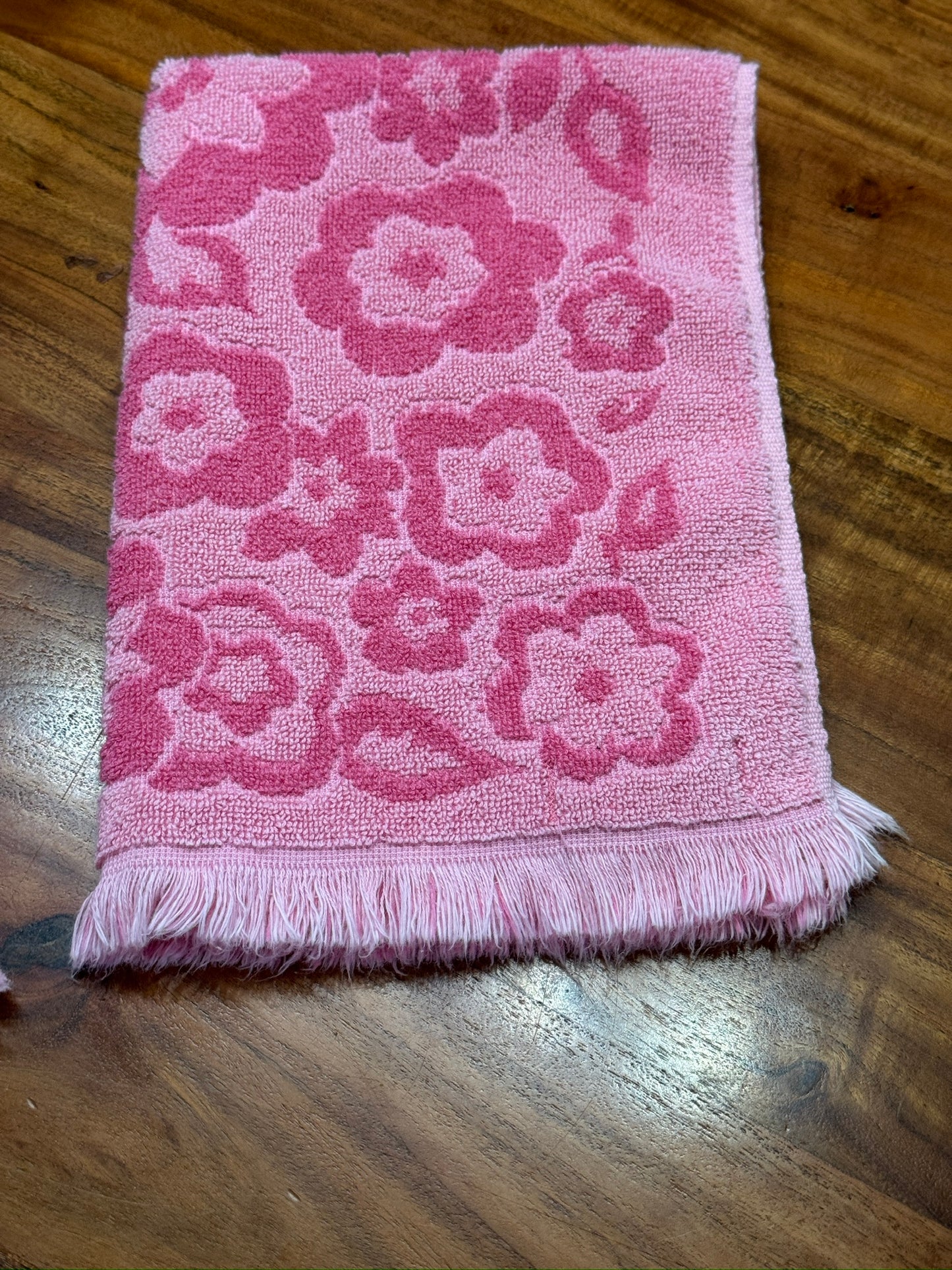 Pink Floral Fashion Manor Hand Towels