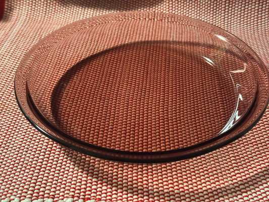 PYREX 209 Cranberry Pie Plate