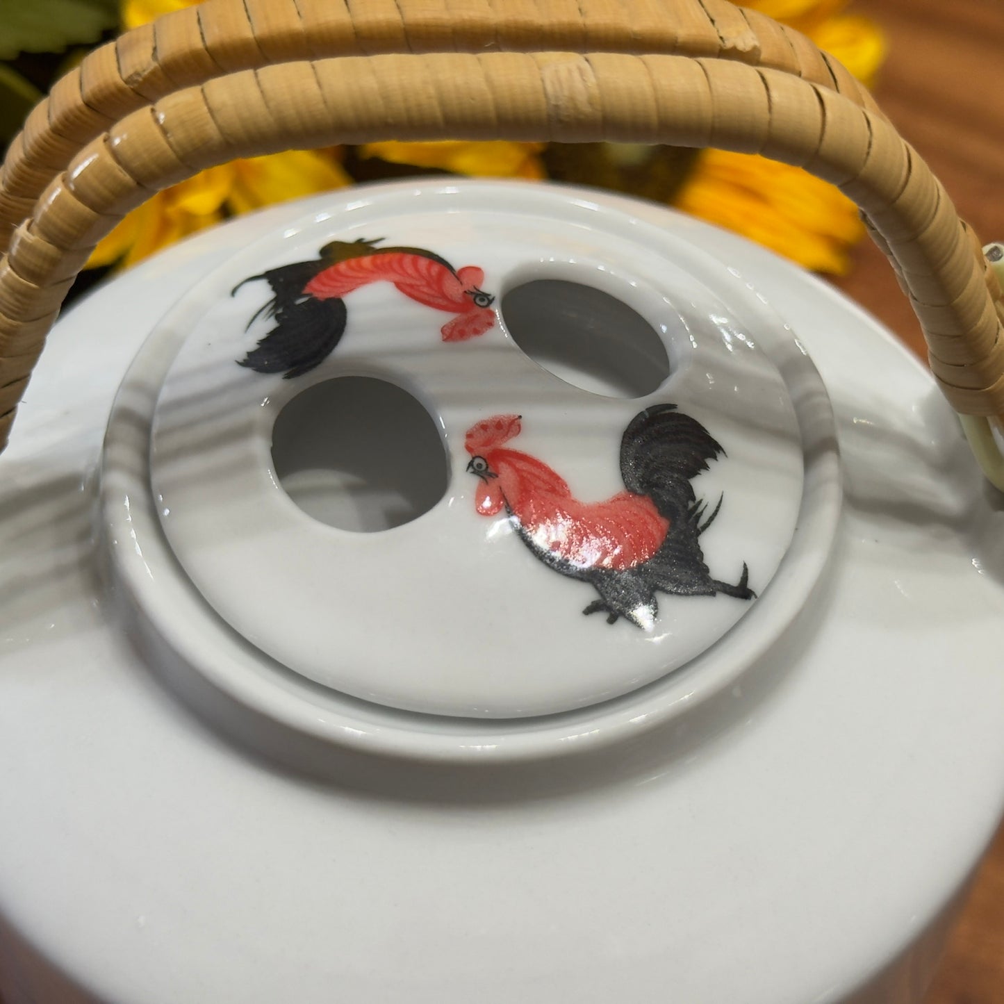 Tradition Chinese Rooster Design Teapot