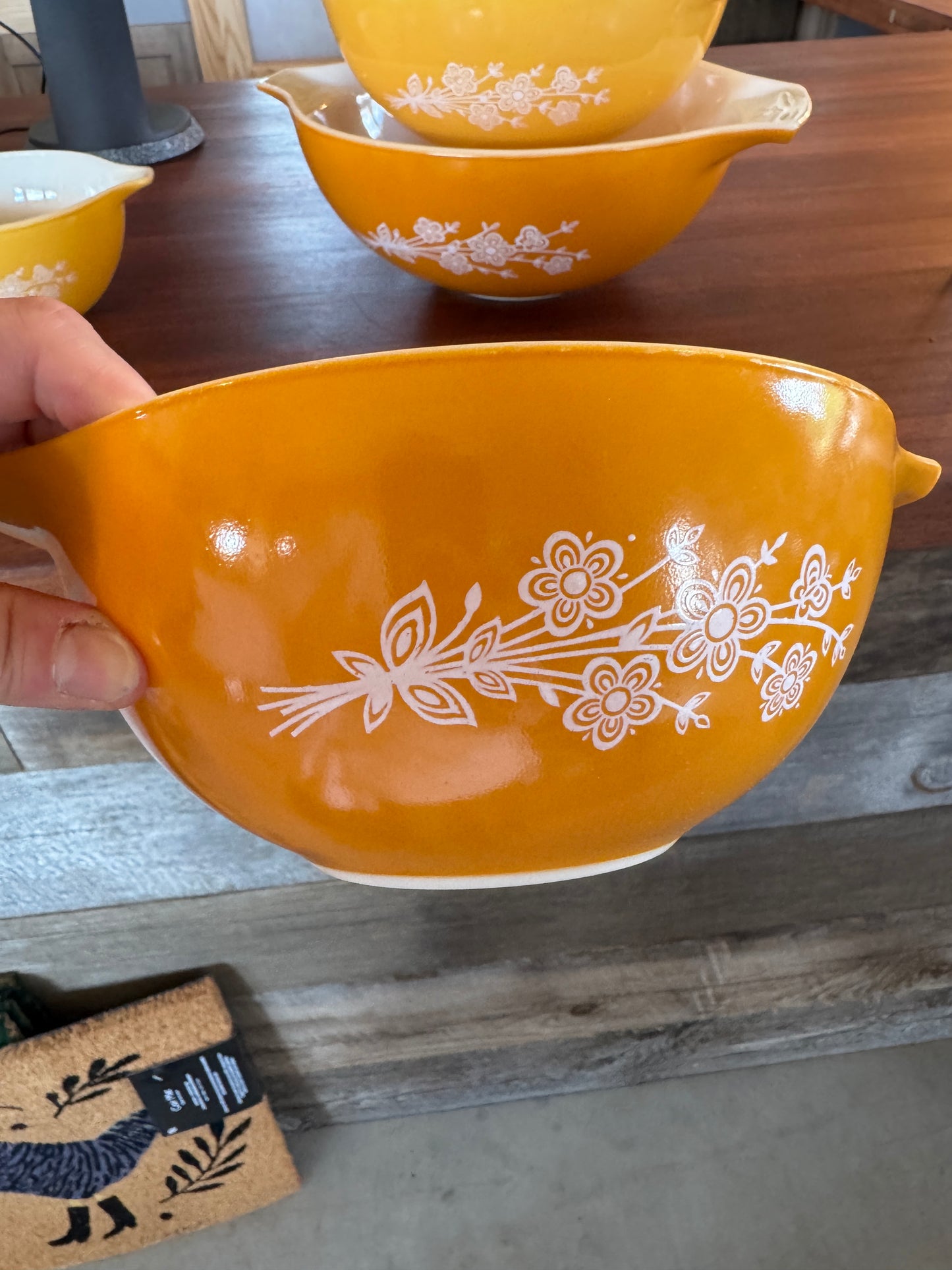 PYREX Butterfly Gold Cinderella Bowl Set