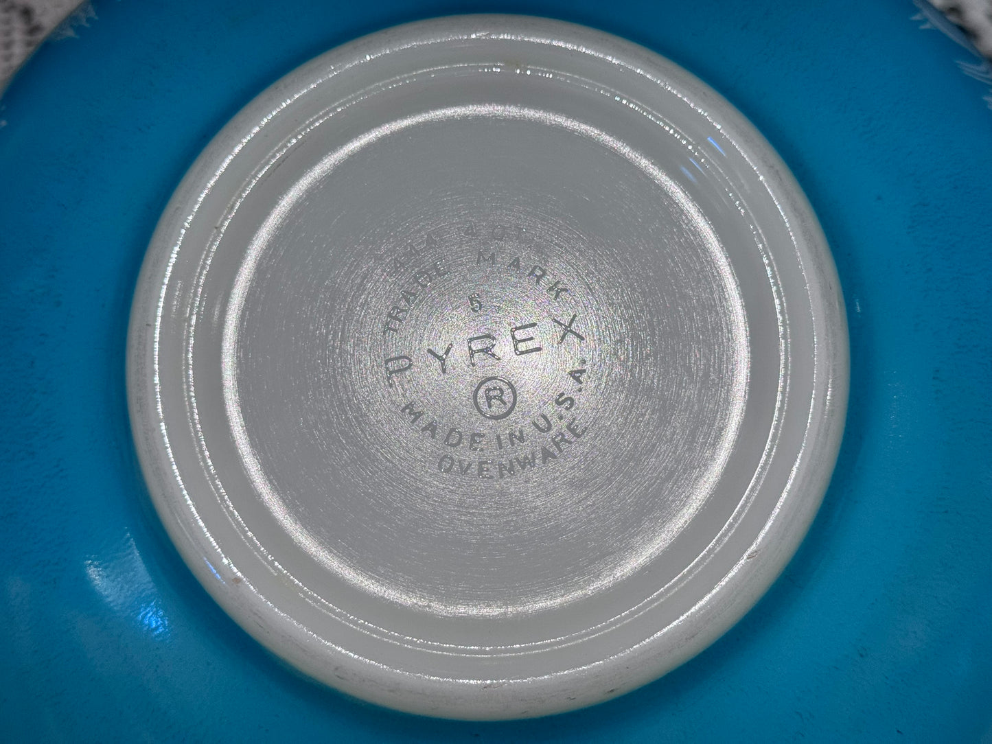 PYREX Butterprint #444 Cinderella Mixing Bowl