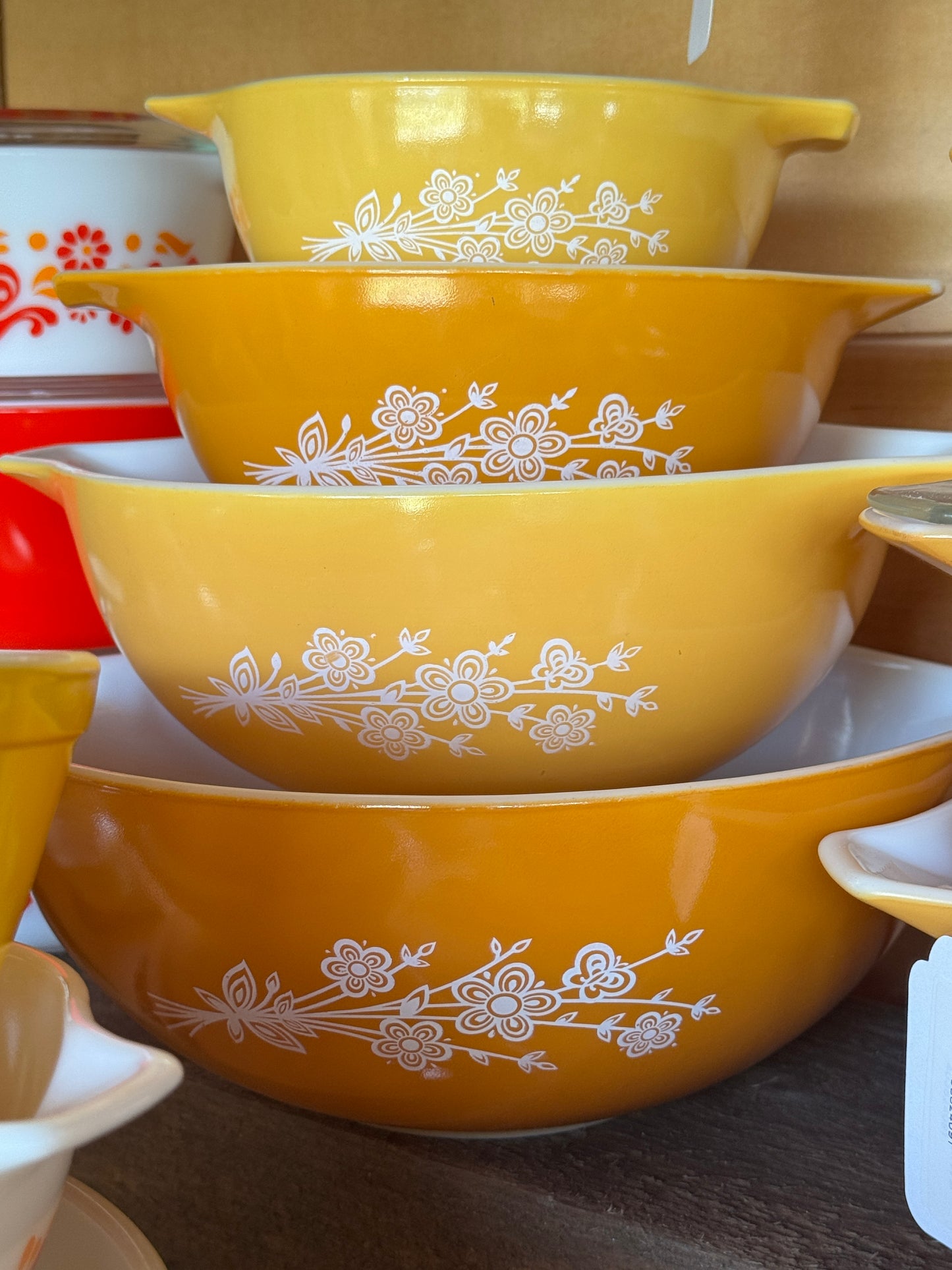 PYREX Butterfly Gold Cinderella Bowl Set