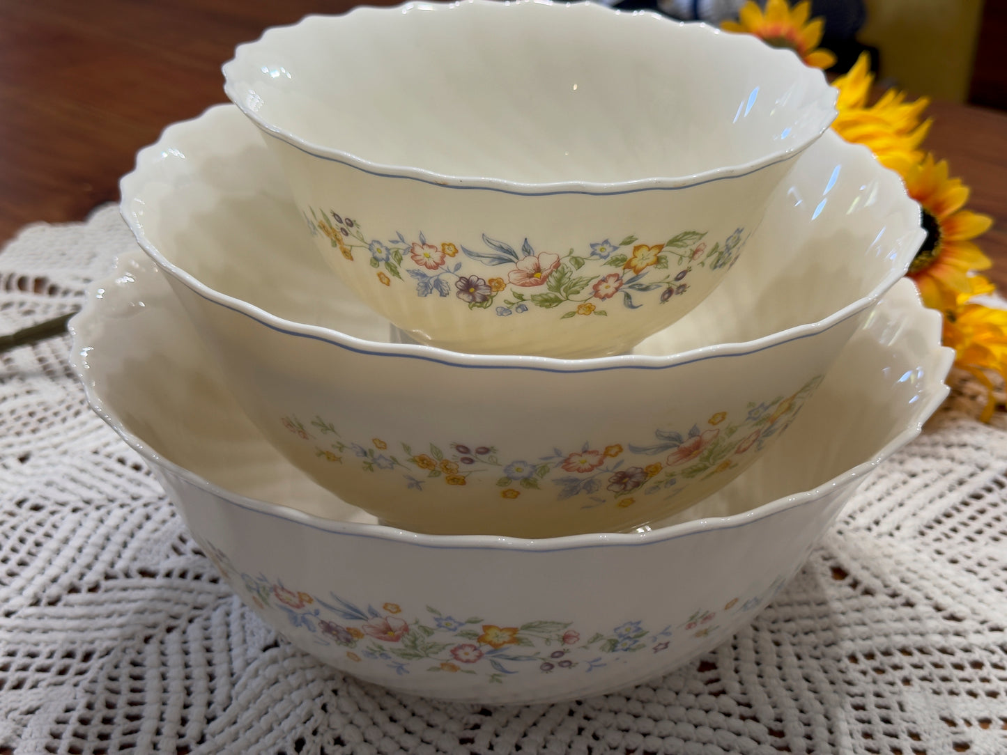 Arcopal Victoria Bowl Set