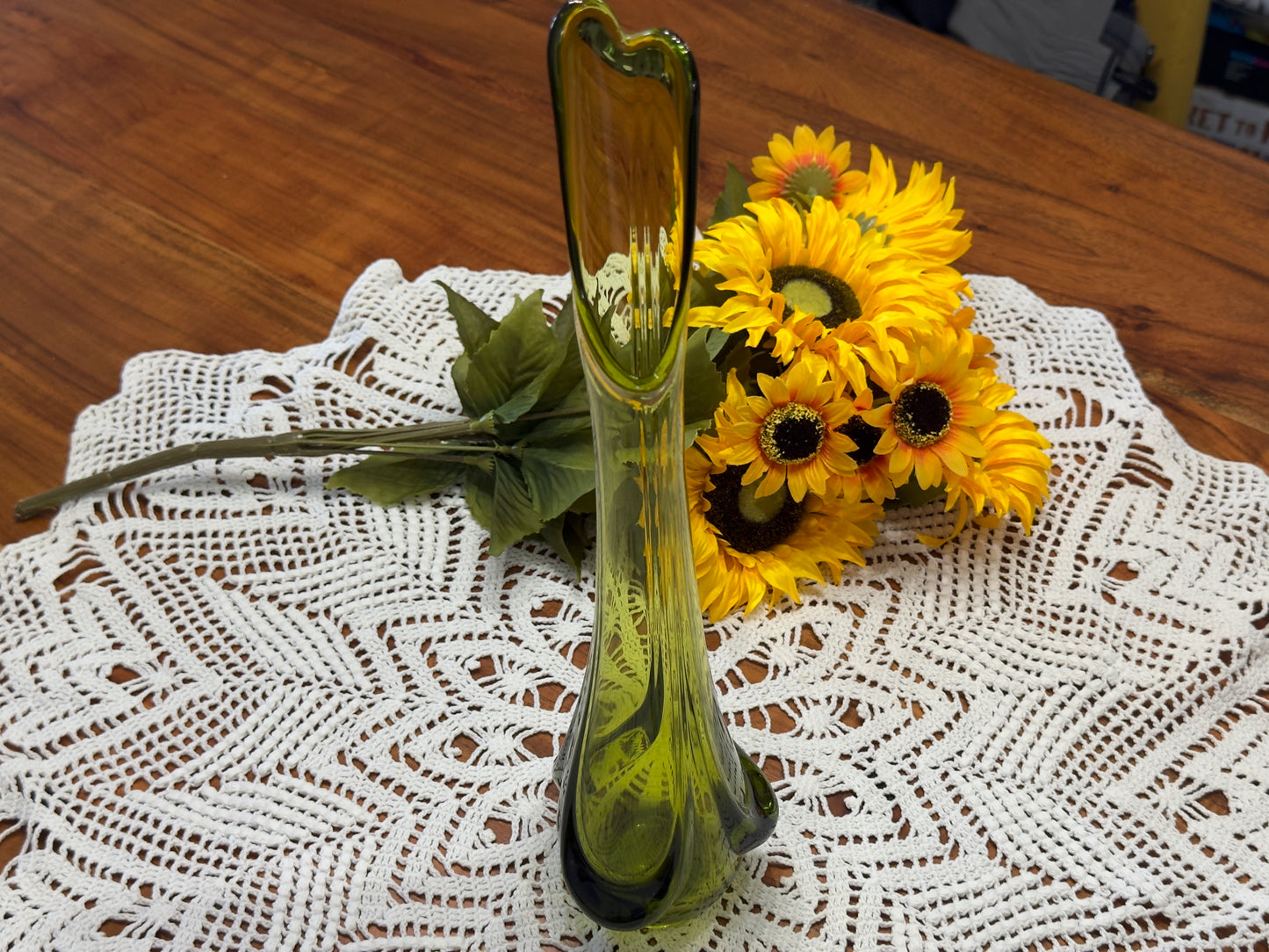 Viking Glass EPIC Drape Swung Vase