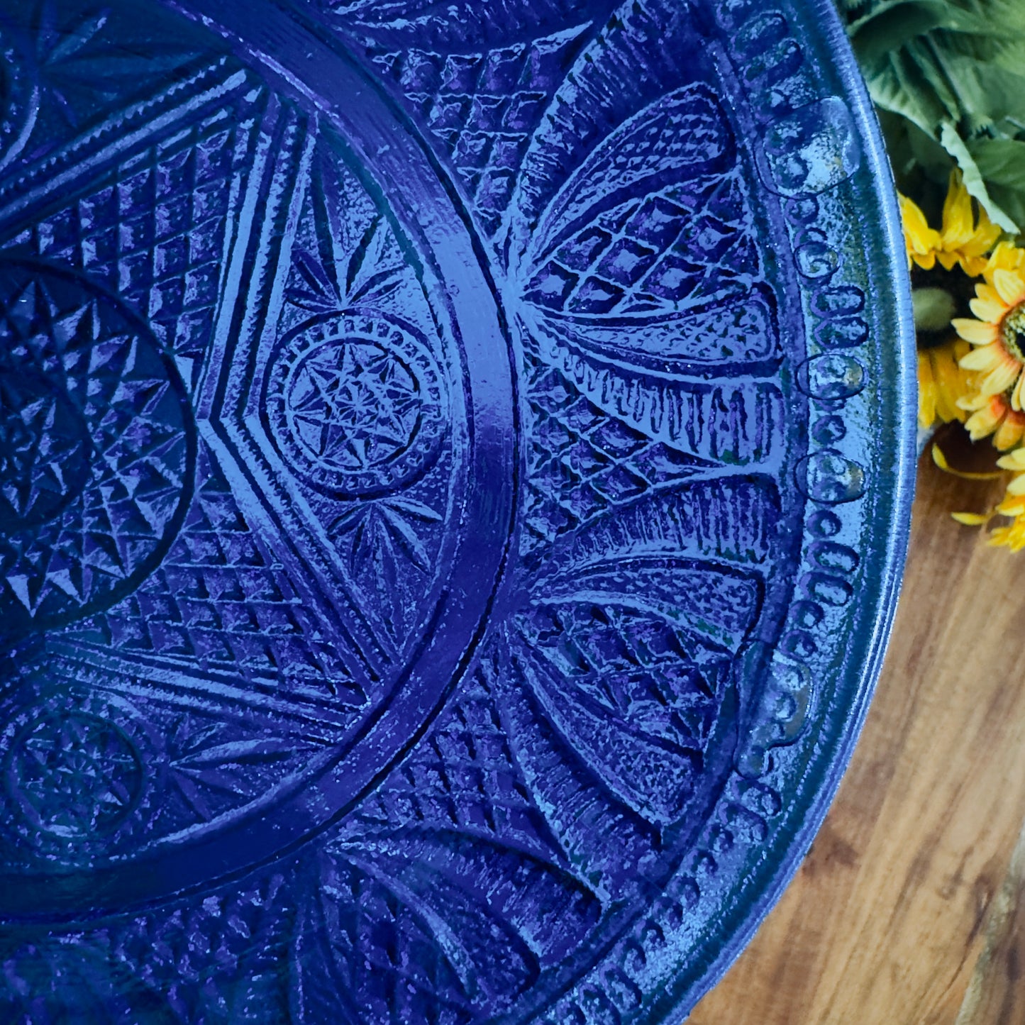 Cristal d'Arques Sapphire Blue Dinner Plates