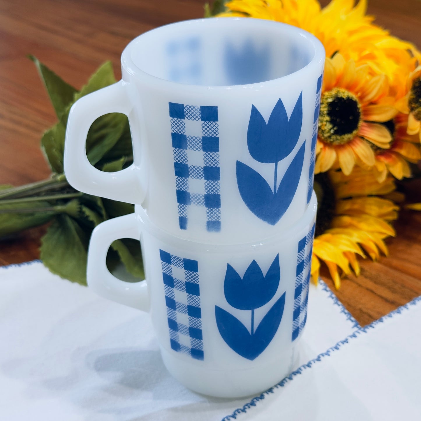 Termocrisa Blue Tulip Gingham Check Mugs