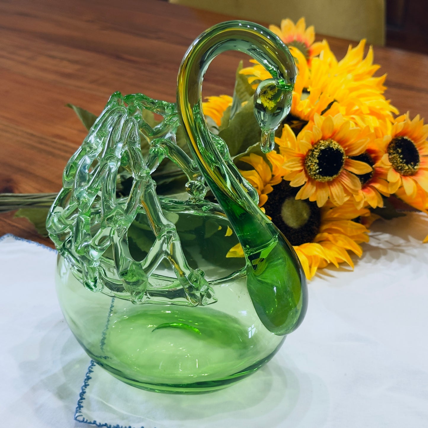 Green Art Glass Swan