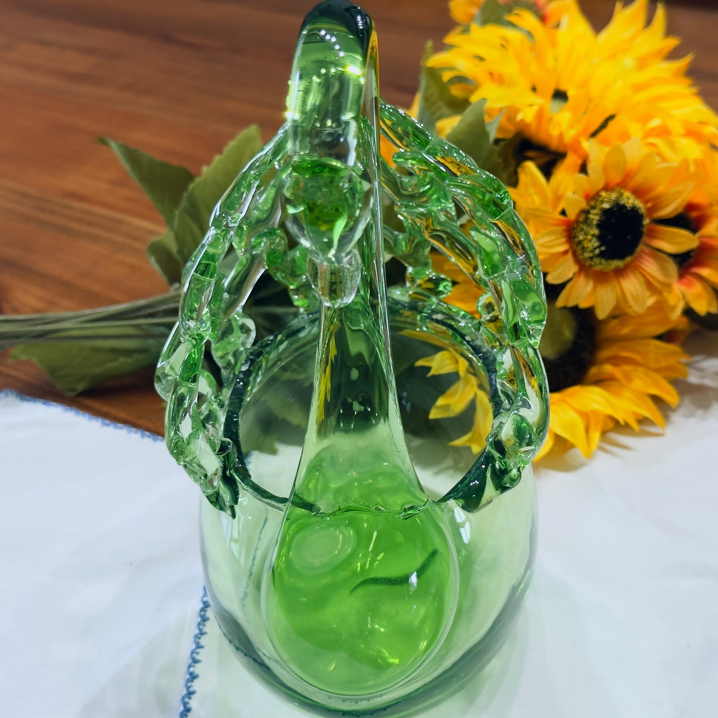 Green Art Glass Swan