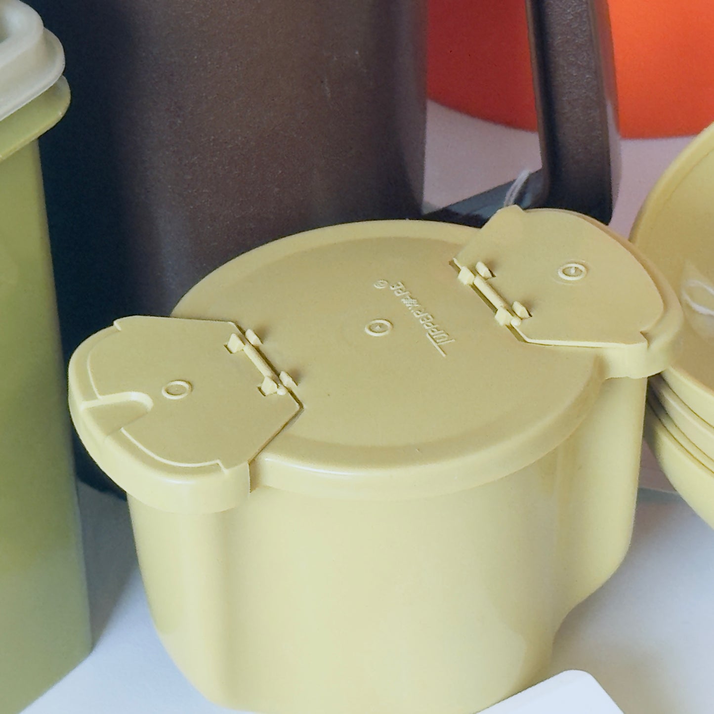 Tupperware 577 Yellow/Harvest Gold Sugar Caddy