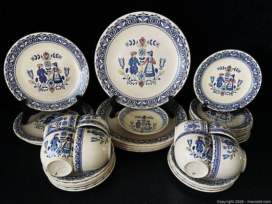 Johnson Brothers 'Old Granite' Hearts and Flowers