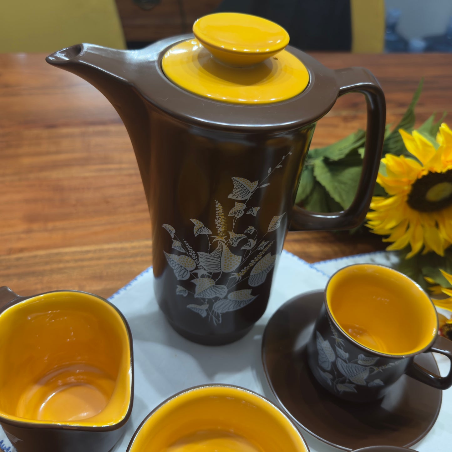 Crown Devon Fieldings Coffee Set
