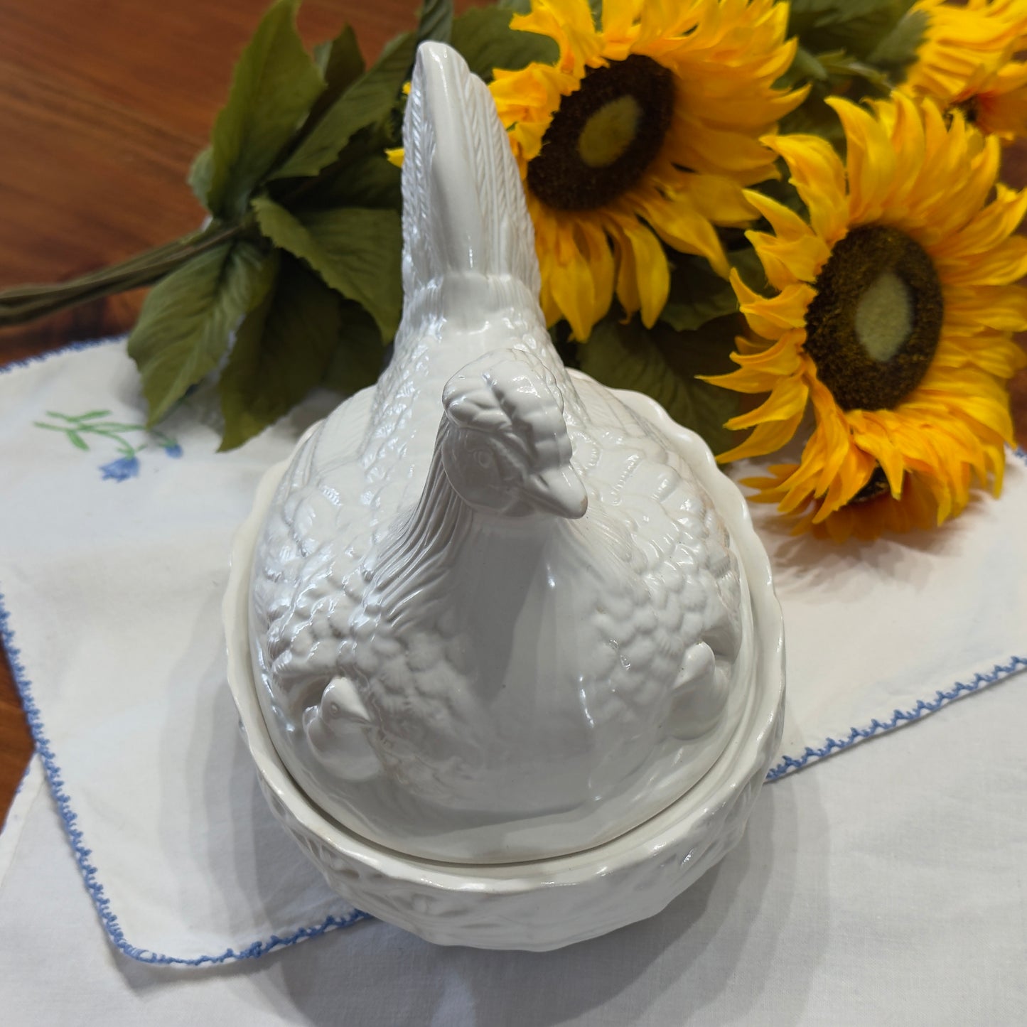 Vintage Portmeirion  Hen on Nest