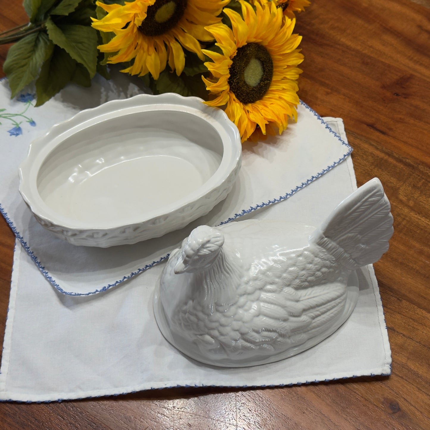Vintage Portmeirion  Hen on Nest