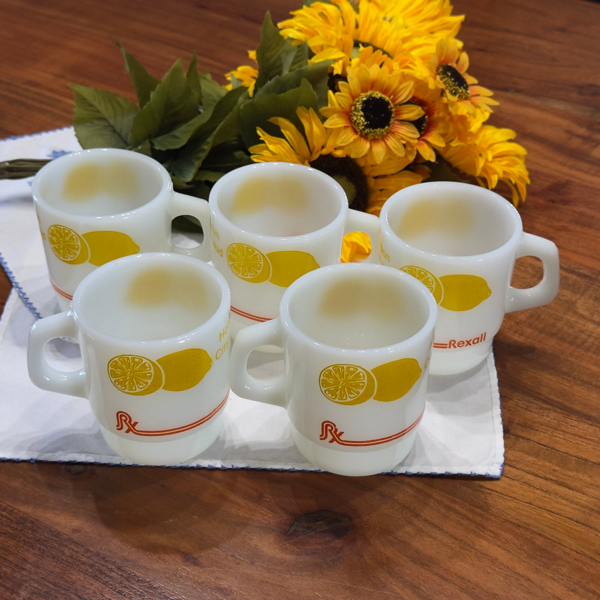 Anchor Hocking Fire-King Milk Glass Rexall Hot Lemon/Citron chaud Advertising Mug