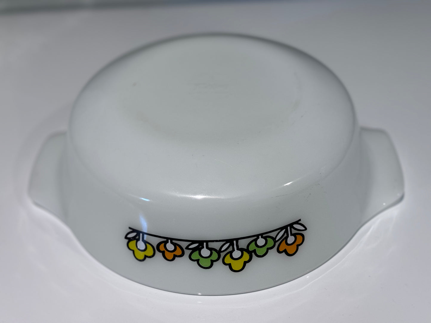 Anchor Hocking Fire-King "Summerfield" Round Casserole 1.5 QT