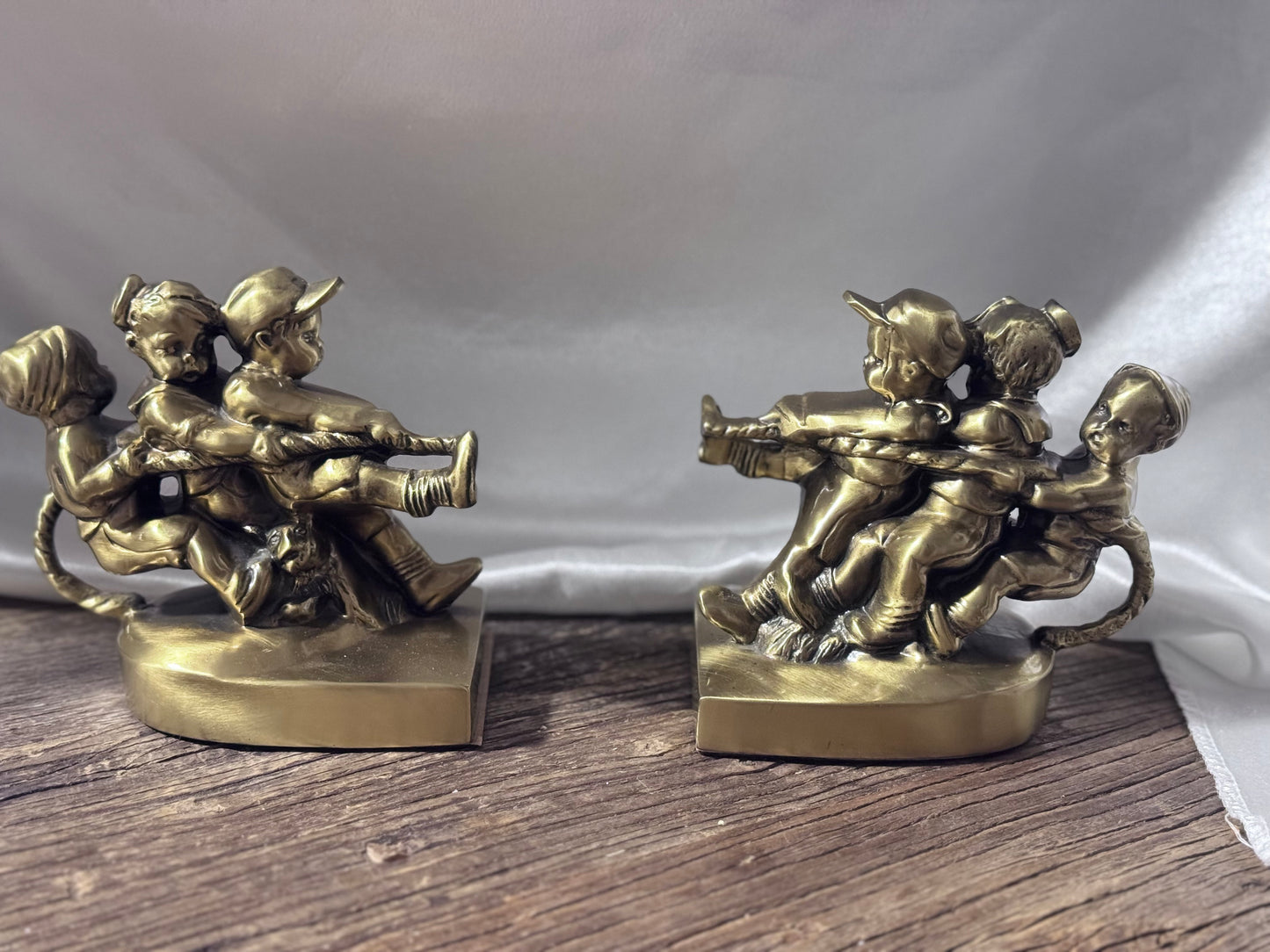 Brass PM Craftsman USA "Tug of War" Bookends
