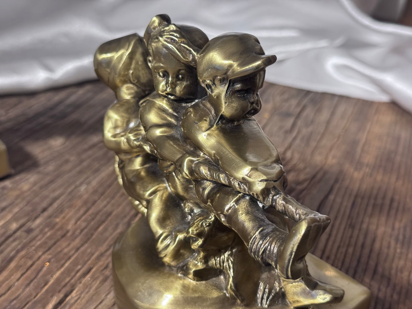Brass PM Craftsman USA "Tug of War" Bookends