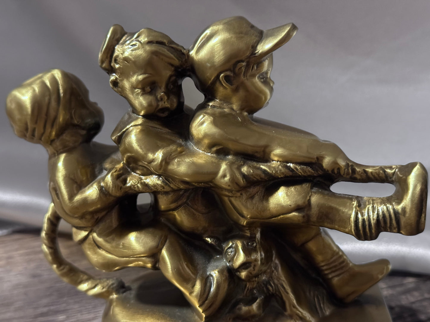 Brass PM Craftsman USA "Tug of War" Bookends