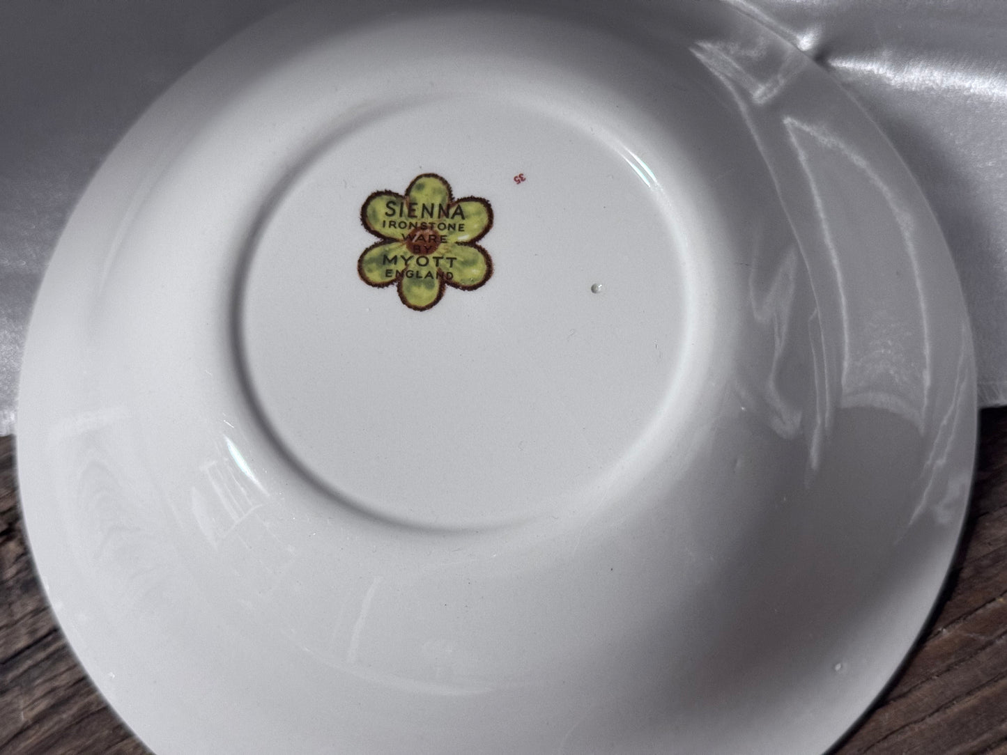 'SIENNA' Ironstone Ware Myott England Serving Bowl