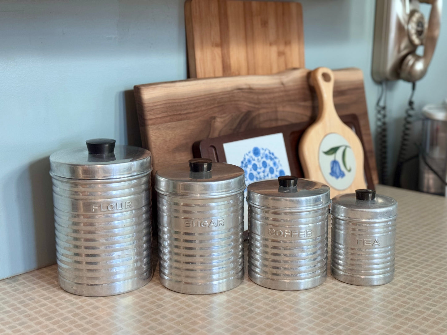 Nasco Italy Round Ribbed Aluminum Canister Set