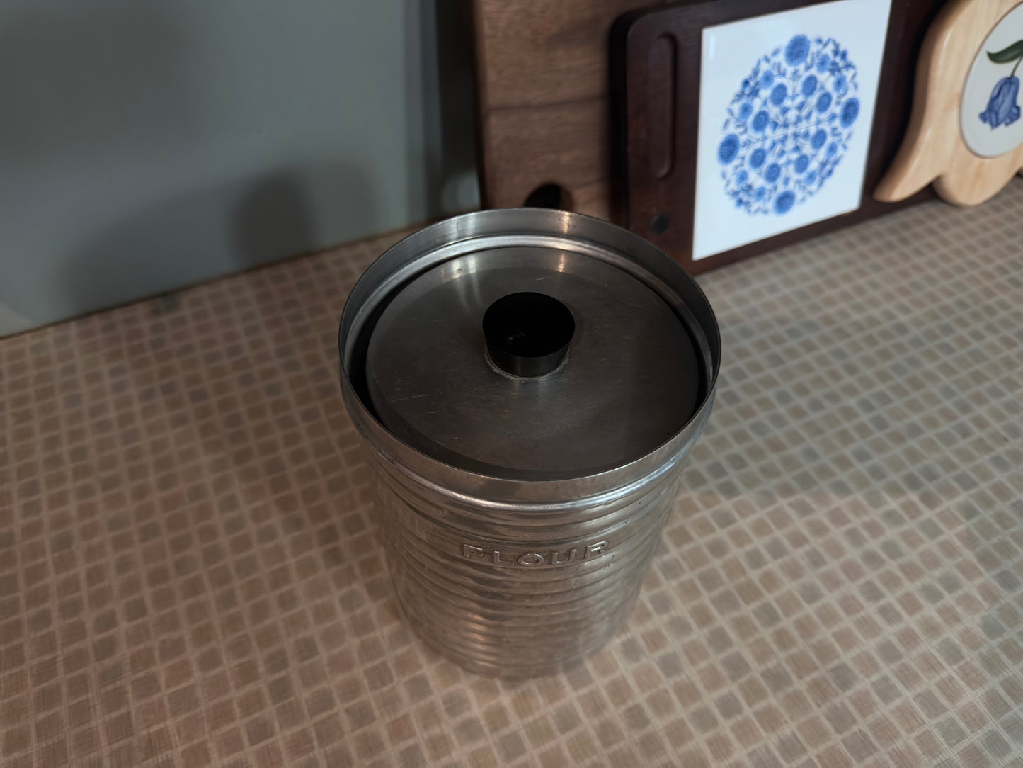 Nasco Italy Round Ribbed Aluminum Canister Set