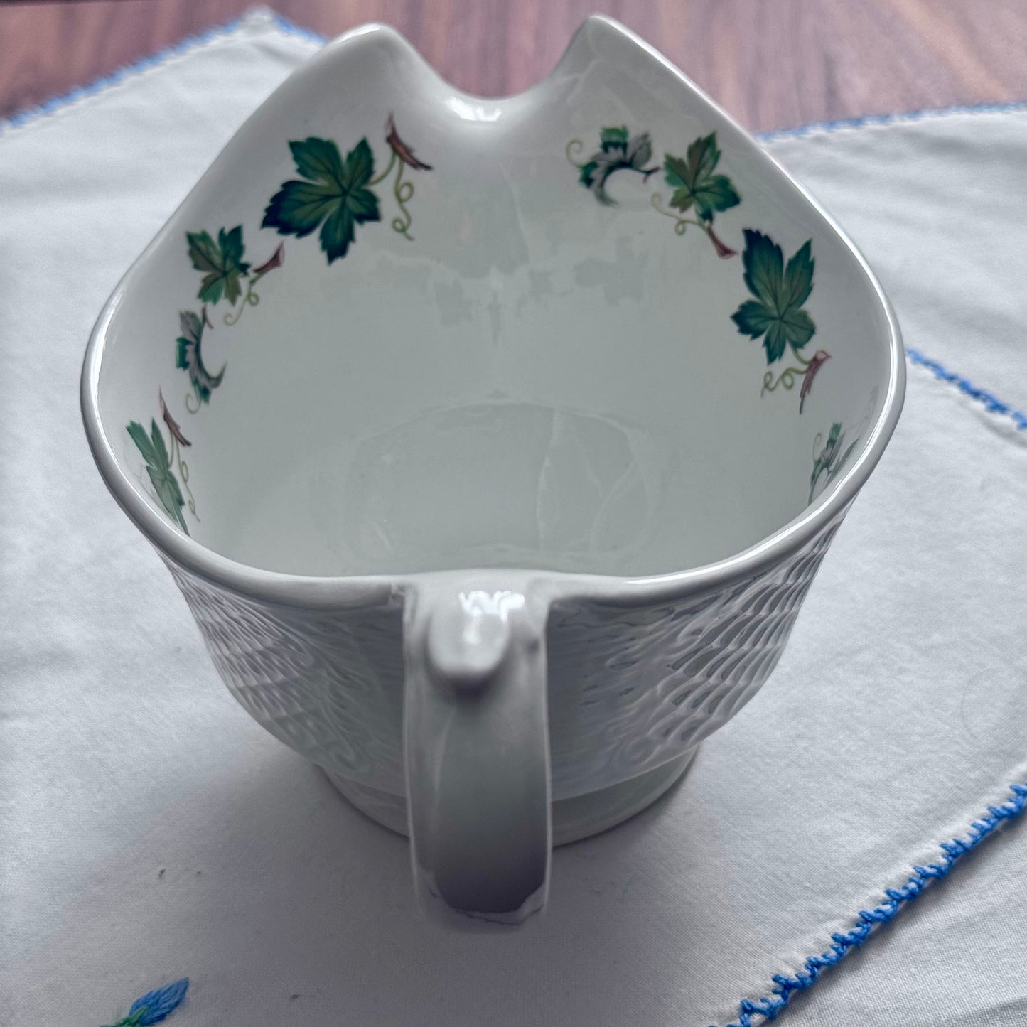 Marlborough Old English Gravy Boat