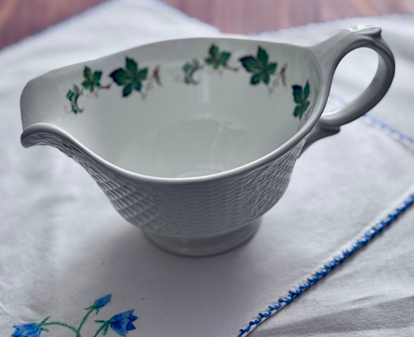 Marlborough Old English Gravy Boat