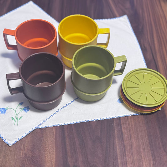 Vintage Tupperware 1312 Mugs with Lids