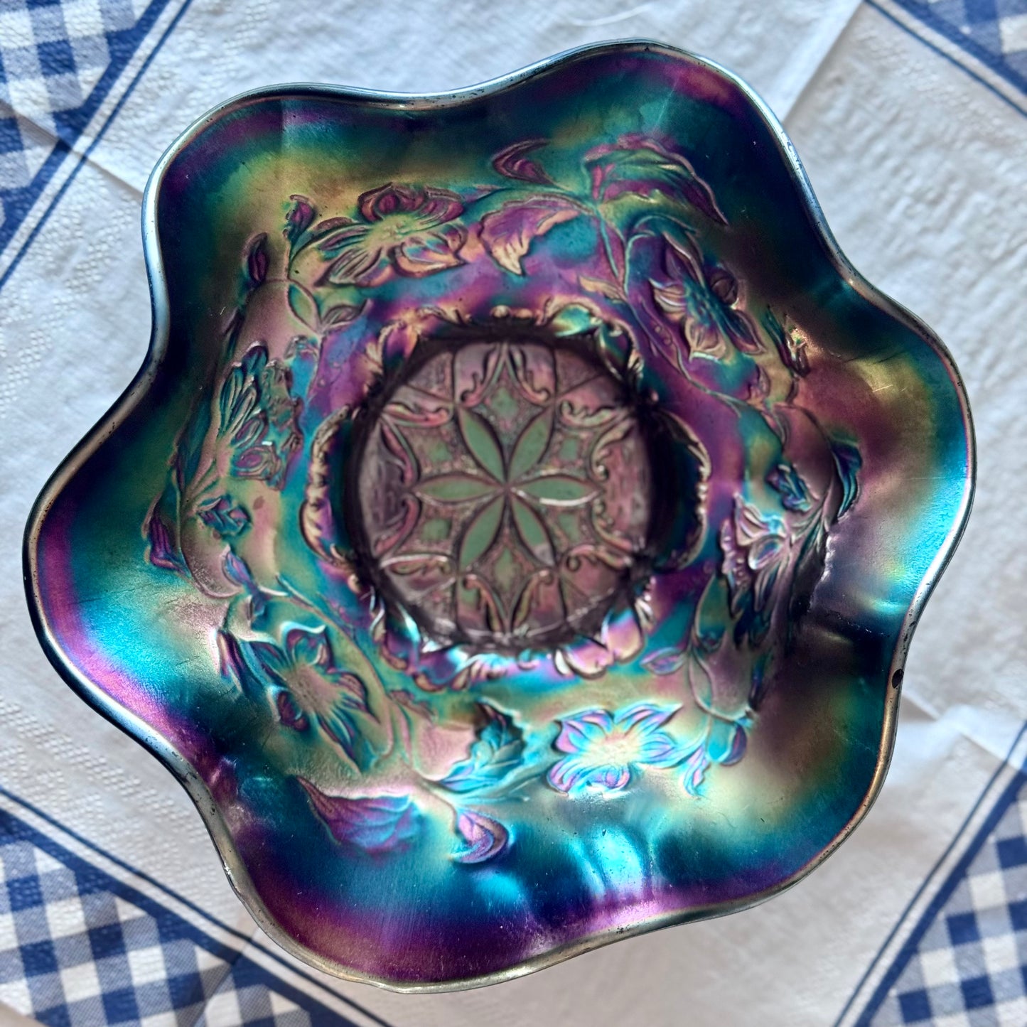 Dugan/Carnival Amethyst Glass Floral Bowl