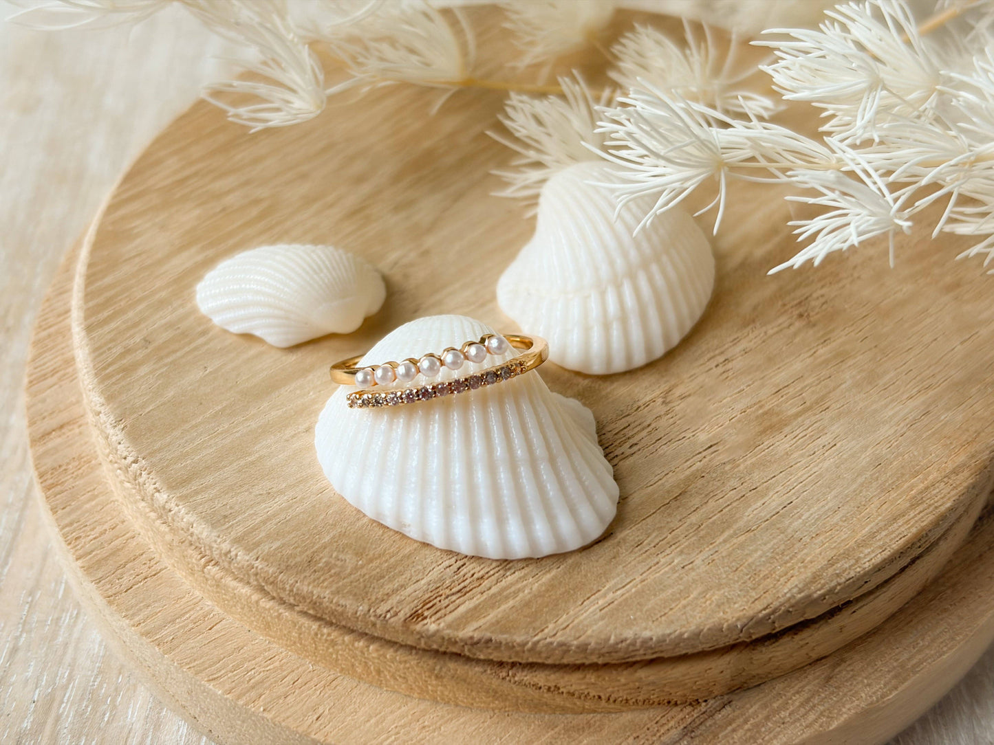 Sea Gem Ring: Gold