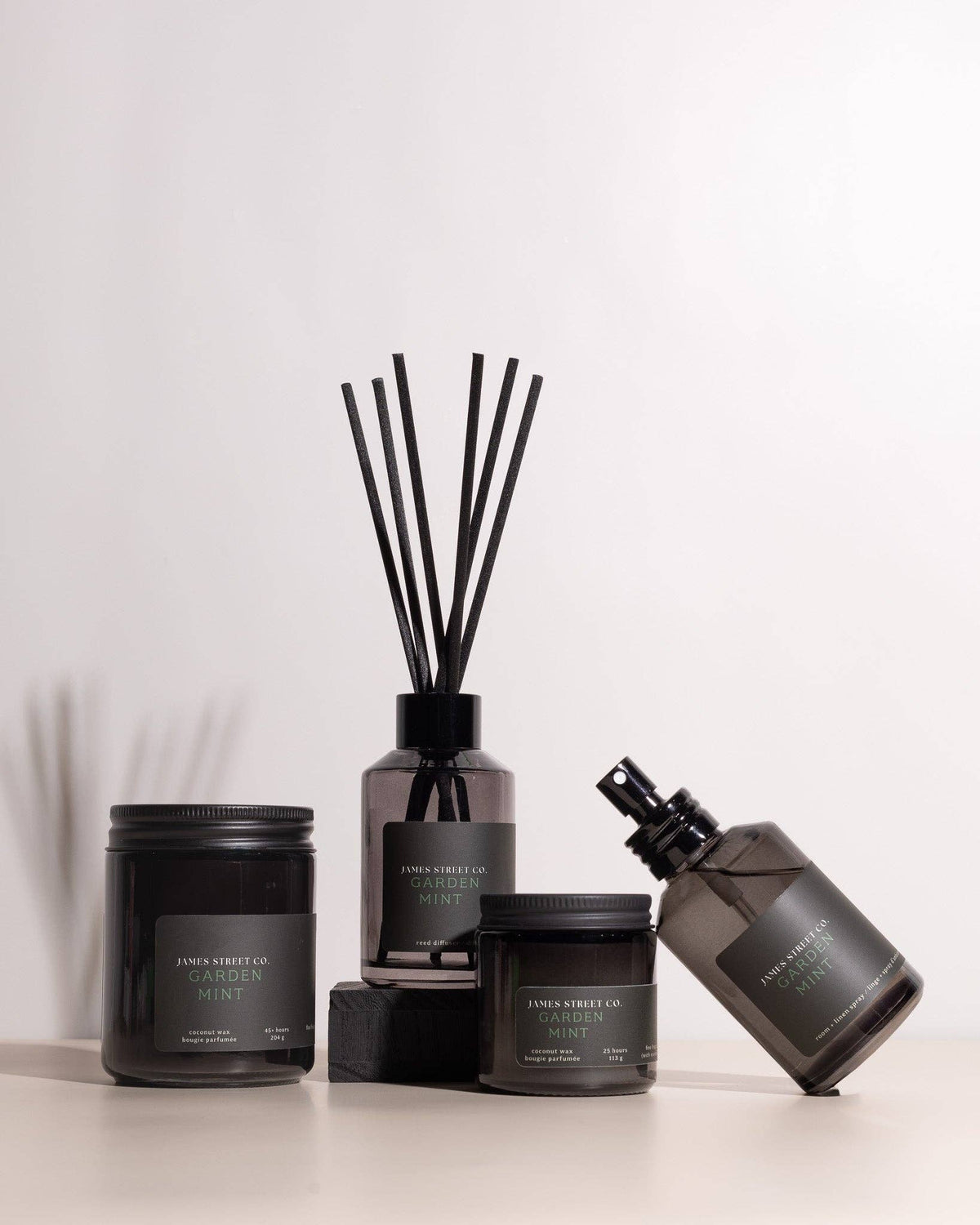 Garden Mint Candle | Herbaceous, Soil, Fresh: 4oz